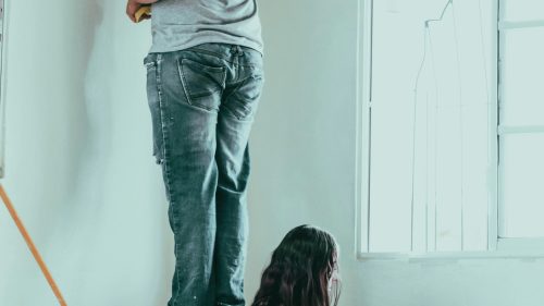 Comment choisir la peinture de son salon ?