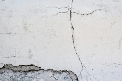 fissure dans un mur porteur